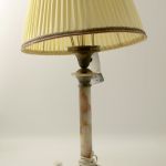 822 7019 TABLE LAMP